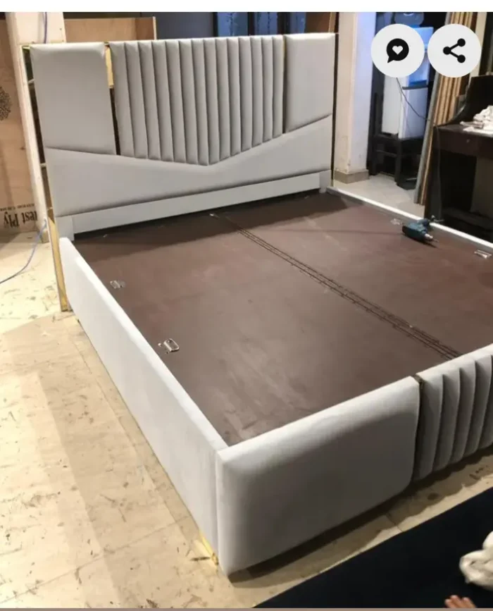 Full bed with steel slices headboard - Image 1