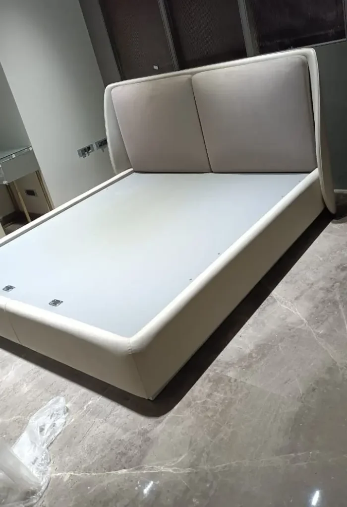 Luxury bed - Image 1